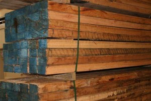 hardwood fence posts